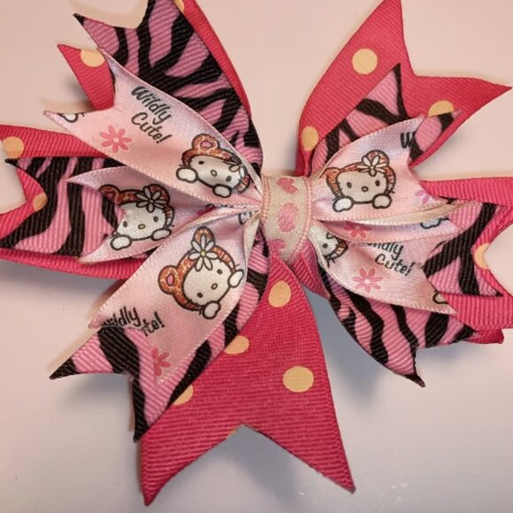 Hello Kitty Hair Bow/Clip - Picture 1 of 3